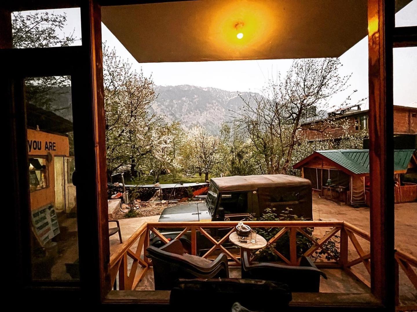 Yolo Backpackers - Manali Hostel Kültér fotó